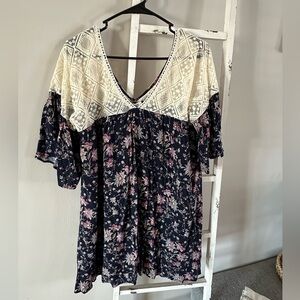 Cream and Blue V-neck 3/4 Sleeve Tie Front Ruffled Dress